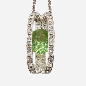 Avon Silver Chain Envy Me Pendant Necklace